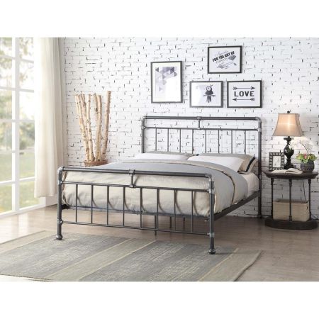 Cilcain Silver Metal Bed 4'6